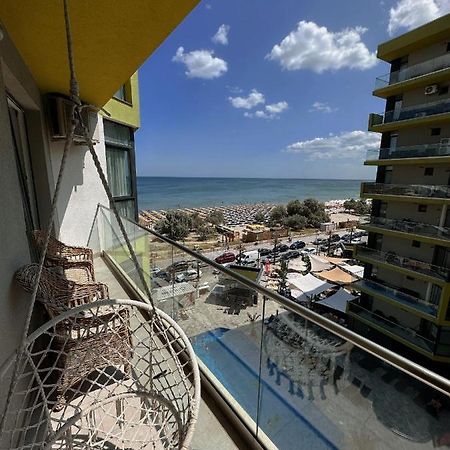 Desiree Beach Apartment Нэводари Экстерьер фото