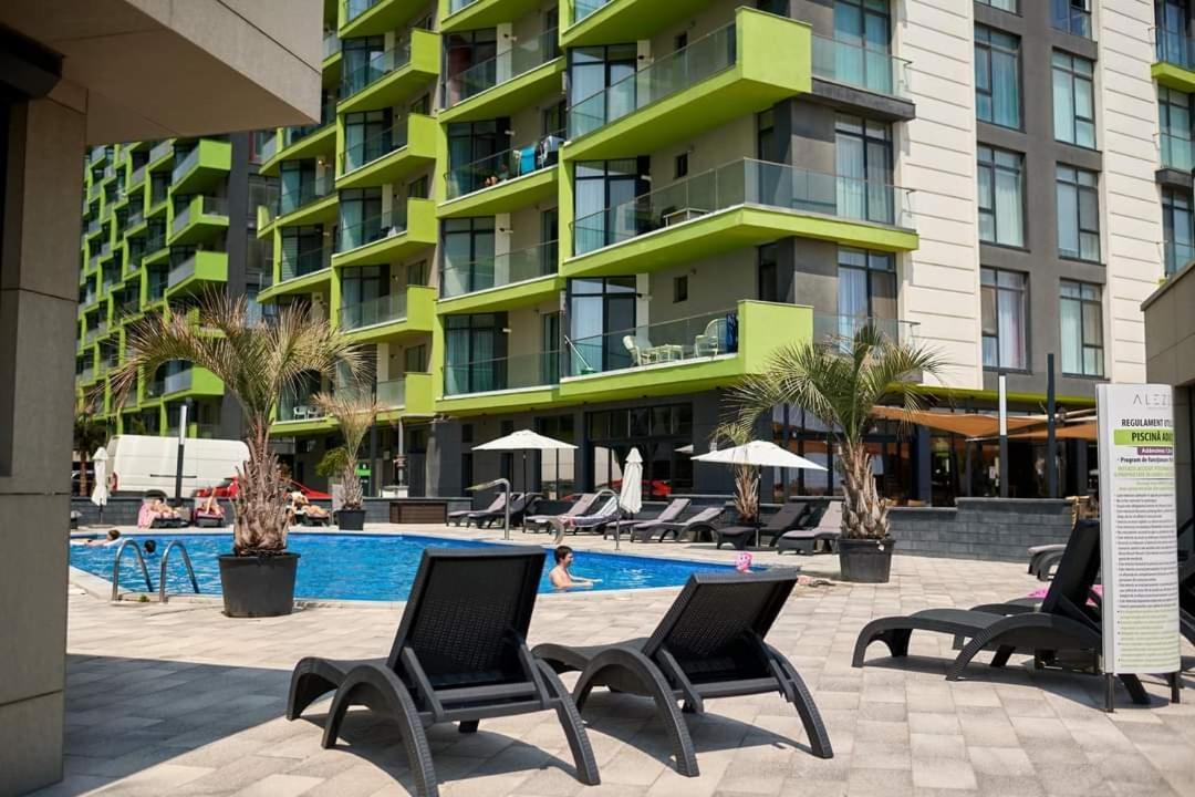 Desiree Beach Apartment Нэводари Экстерьер фото