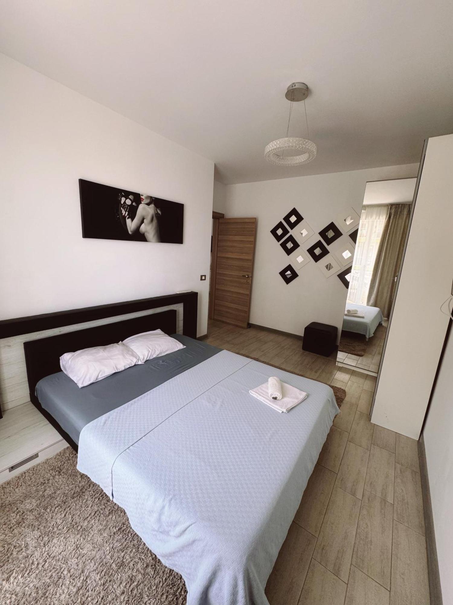 Desiree Beach Apartment Нэводари Экстерьер фото