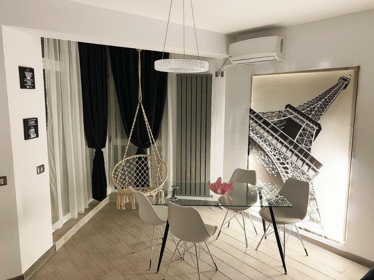 Desiree Beach Apartment Нэводари Экстерьер фото